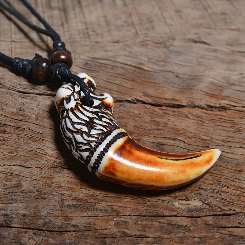 FX010 Lion tooth necklace pendant cool man Choker Retro Jewelry Africa Tribal style Imitation Yak Bone necklace Amulet Gift