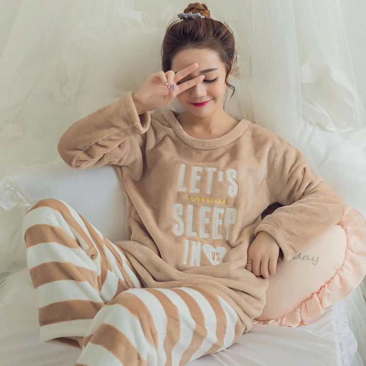 Autumn Winter Women Thicken Coral fleece pajamas set sleepwear Cartoon sweet Long sleeve Home service suit Female WHX01