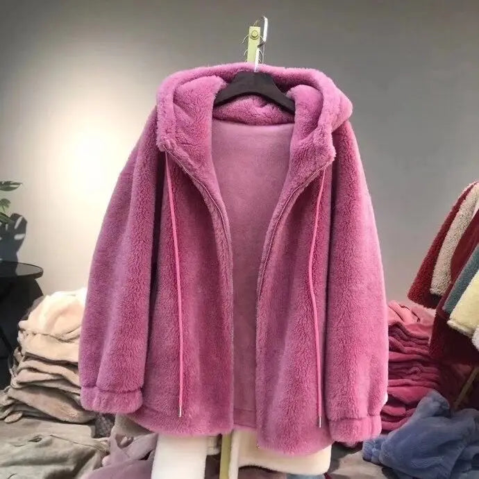 Woman jacket 2024 new fashion winter wool fur coat women hooded r Jackets Real Shearing Sheep fur Coats
