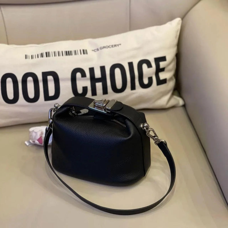 Leather bento bag fashionable lock buckle high-end feel single-shoulder crossbody bag versatile for daily use small square bag
