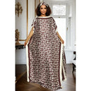 Camisa elegante com estampa geométrica grande e lenço combinando para todas as estações