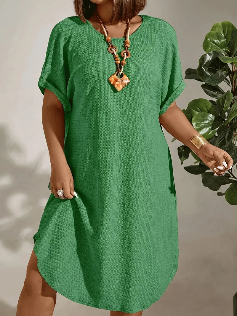 Roupas femininas europeias e americanas de tamanho grande 2025 verão novo vestido de cor sólida de manga curta tamanho grande