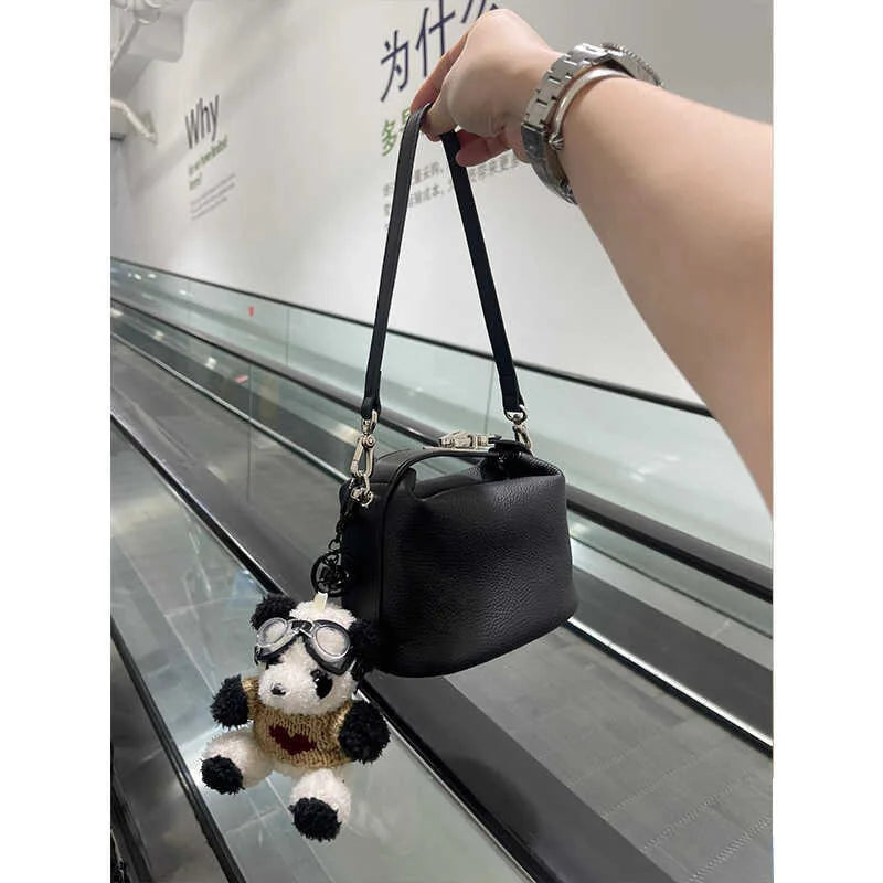 Leather bento bag fashionable lock buckle high-end feel single-shoulder crossbody bag versatile for daily use small square bag