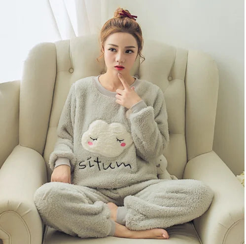 Autumn Winter Women Thicken Coral fleece pajamas set sleepwear Cartoon sweet Long sleeve Home service suit Female WHX01